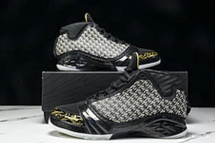 853336-023 Black Room 23 Trophy Jordan 0728